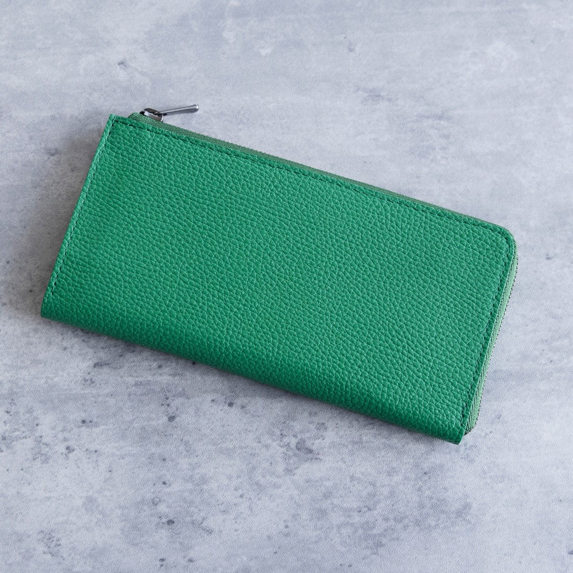 il modo ZIP concept (無法放入1000元紙鈔，500以下可以)