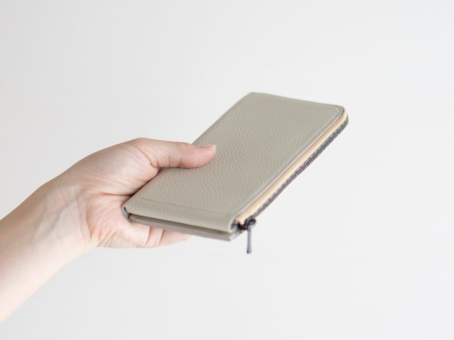 il modo ZIP concept (無法放入1000元紙鈔，500以下可以)