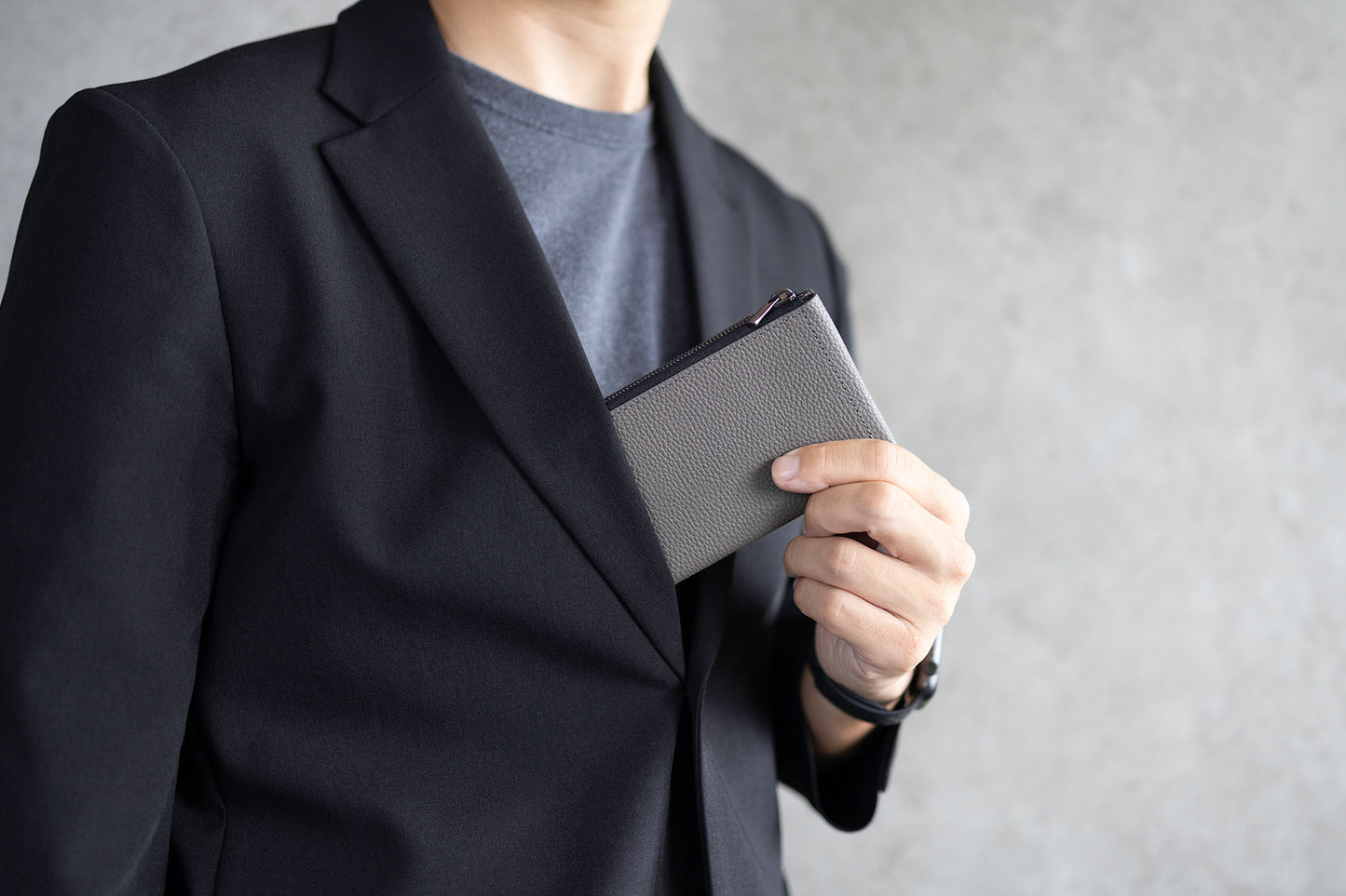 il modo ZIP concept (無法放入1000元紙鈔，500以下可以)