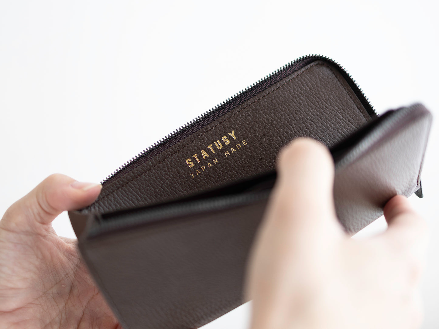 il modo ZIP concept (無法放入1000元紙鈔，500以下可以)