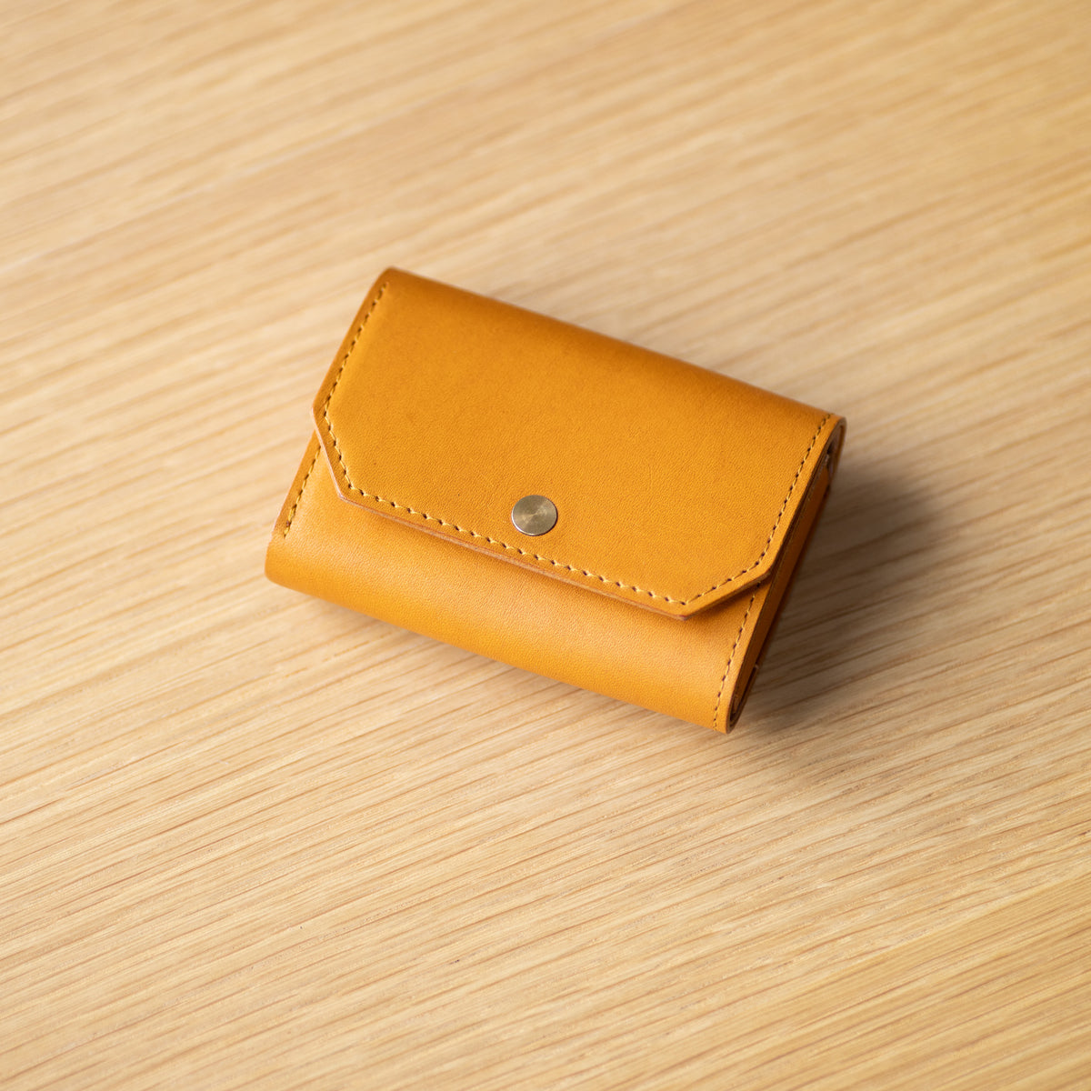 il modo mini  (無法放入1000元紙鈔，500以下可以)