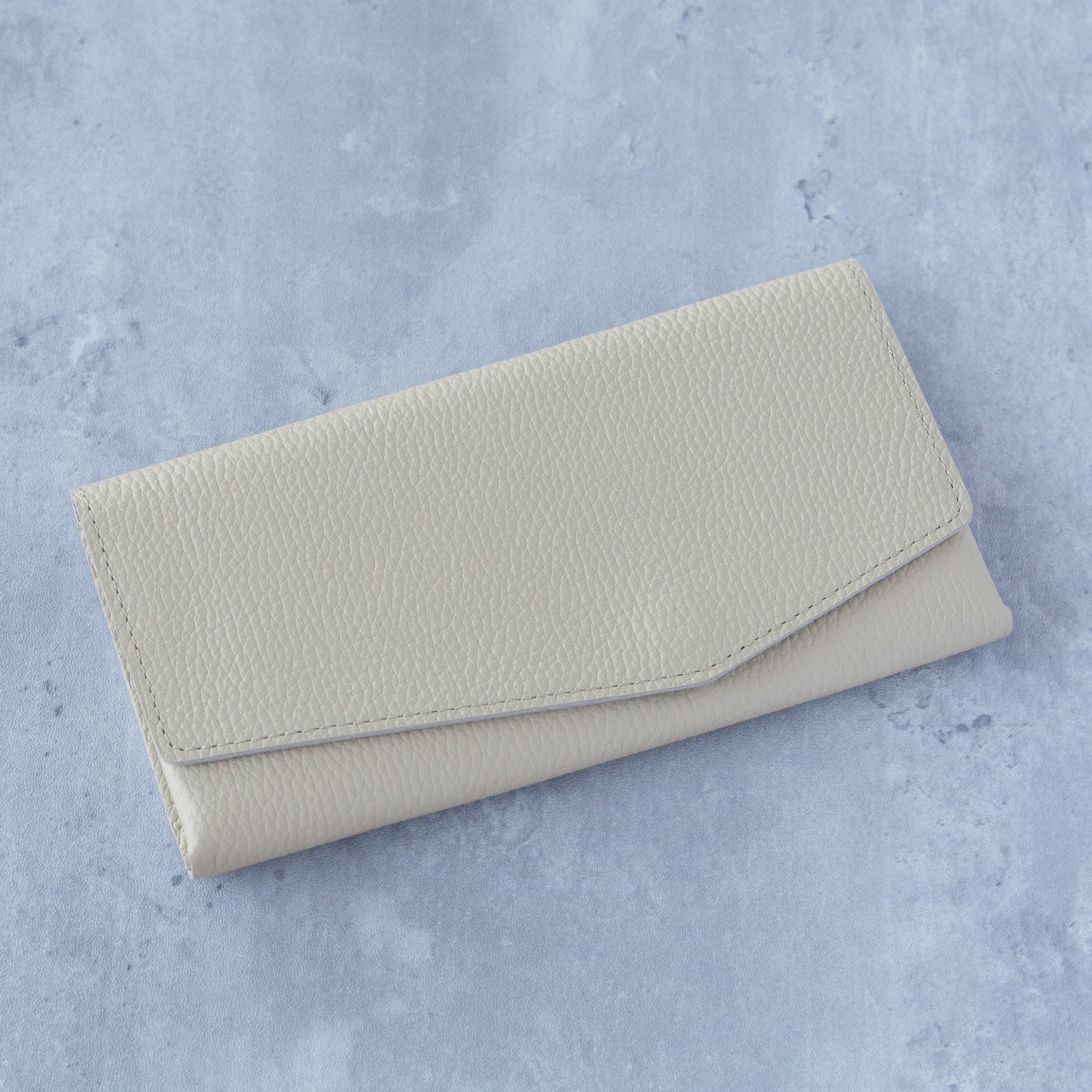 il modo concept 防水防刮真皮蓋式長銀包